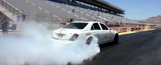 Burnout si drag racing cu un Maybach