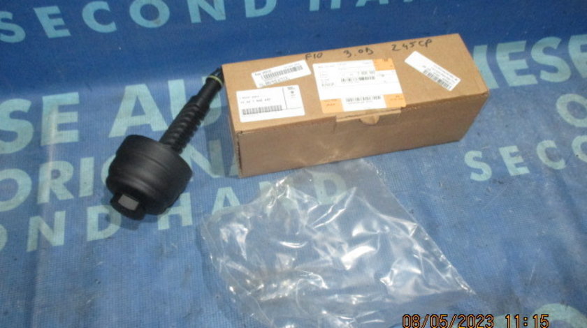 Buson filtru ulei BMW F10; 7808440 (piesa noua originala)