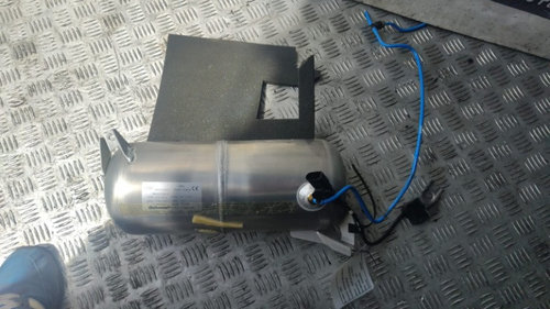 Butelie aer suspensii Audi Q7 4L 4.2 TDI 340cp / 250Wk cod motor CCF transmisie automata an 2014 cod...