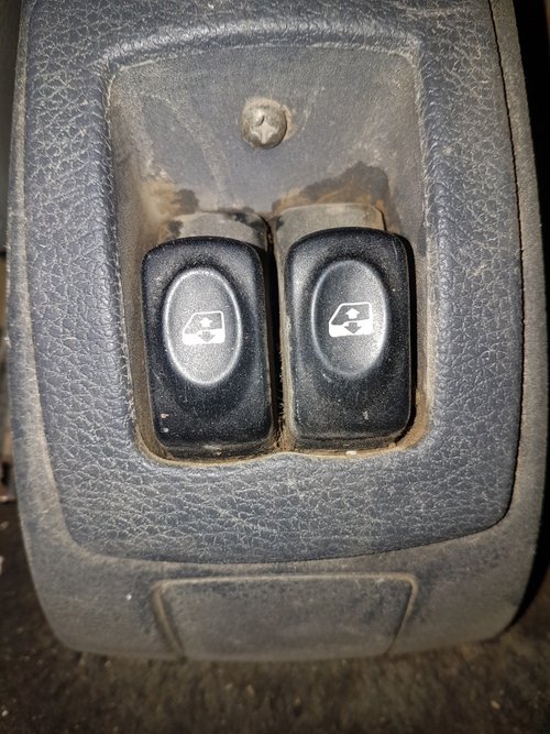 Butoane Actionare Geamuri Dacia Logan 1 2004- 2008