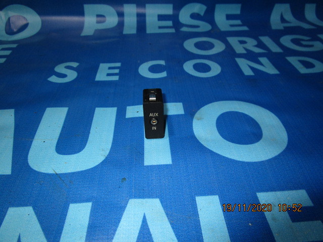 Butoane BMW E90;  6930651 (AUX)