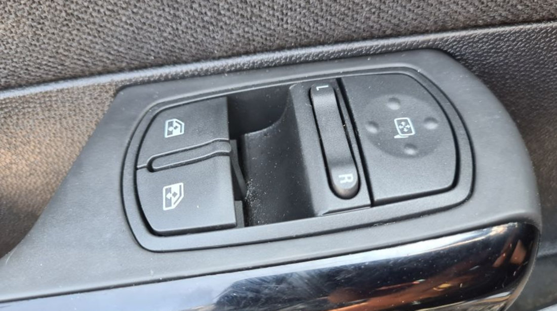 Butoane buton geamuri stanga dreapta fata Opel Corsa D