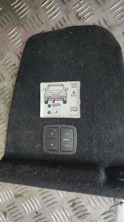 Butoane carlig remorcare Audi Q7 4L 4.2 TDI cod motor CCF transmisie automata an 2014 cod 4L0959511