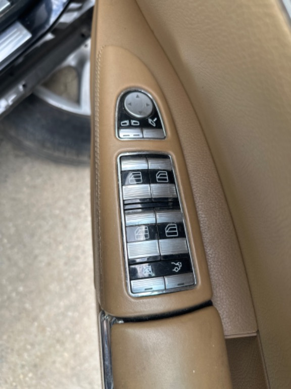 Butoane , comanda geamuri Mercedes s class w221