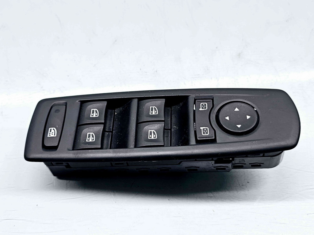 Butoane comanda geamuri sofer Renault Scenic 3 [Fabr 2009-2015] 809610007R