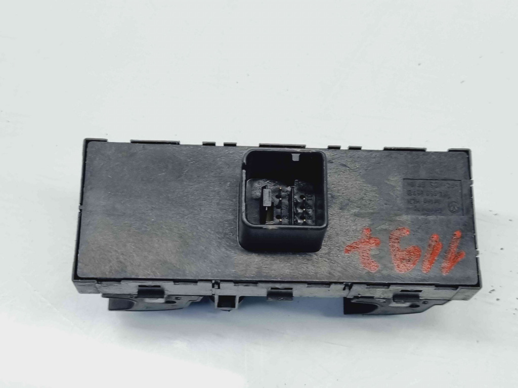 Butoane comanda geamuri sofer Volkswagen Jetta 3 (1K2) [Fabr 2005-2010] 1K4959857B