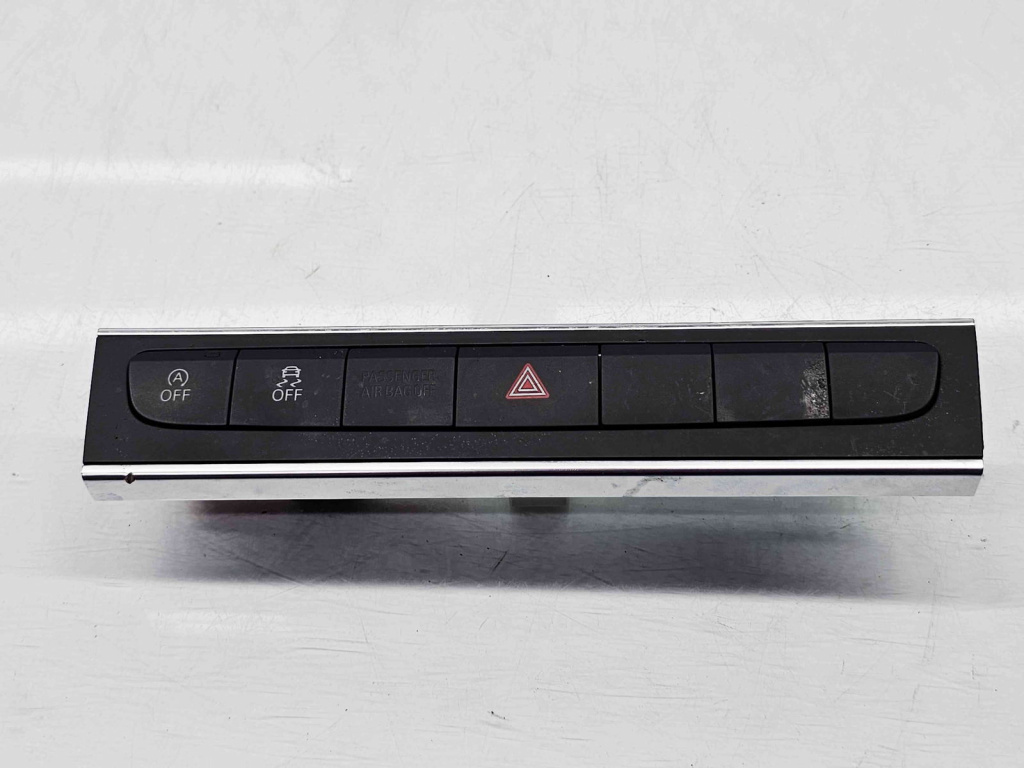Butoane comenzi consola centrala Audi A3 Sportback (8PA) [Fabr 2004-2013] 8P0927137CG