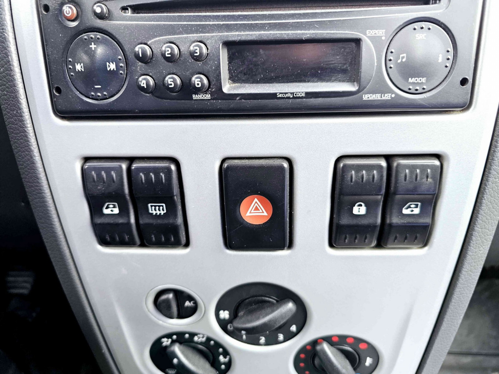 Butoane comenzi consola centrala Dacia Logan (LS) [Fabr 2004-2012] OEM