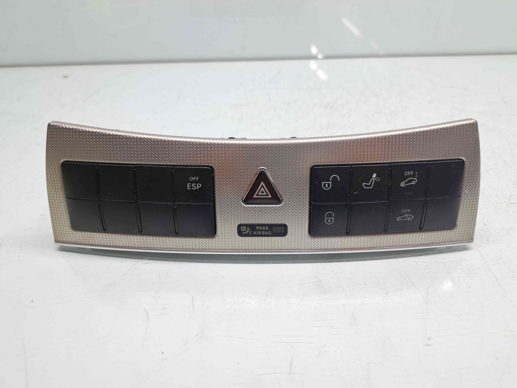 Butoane comenzi consola centrala Mercedes Clasa CLK (C209) [Fabr 2002-2009] A2096890031