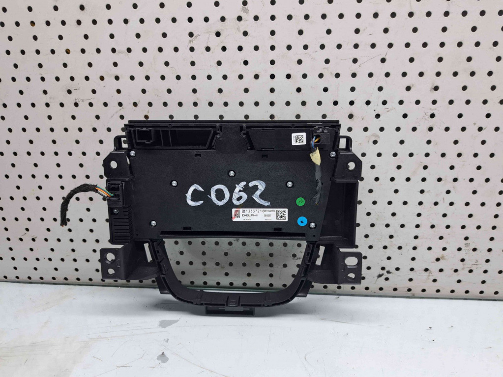 Butoane comenzi consola centrala Opel Astra J [Fabr 2009-2015] 13337218