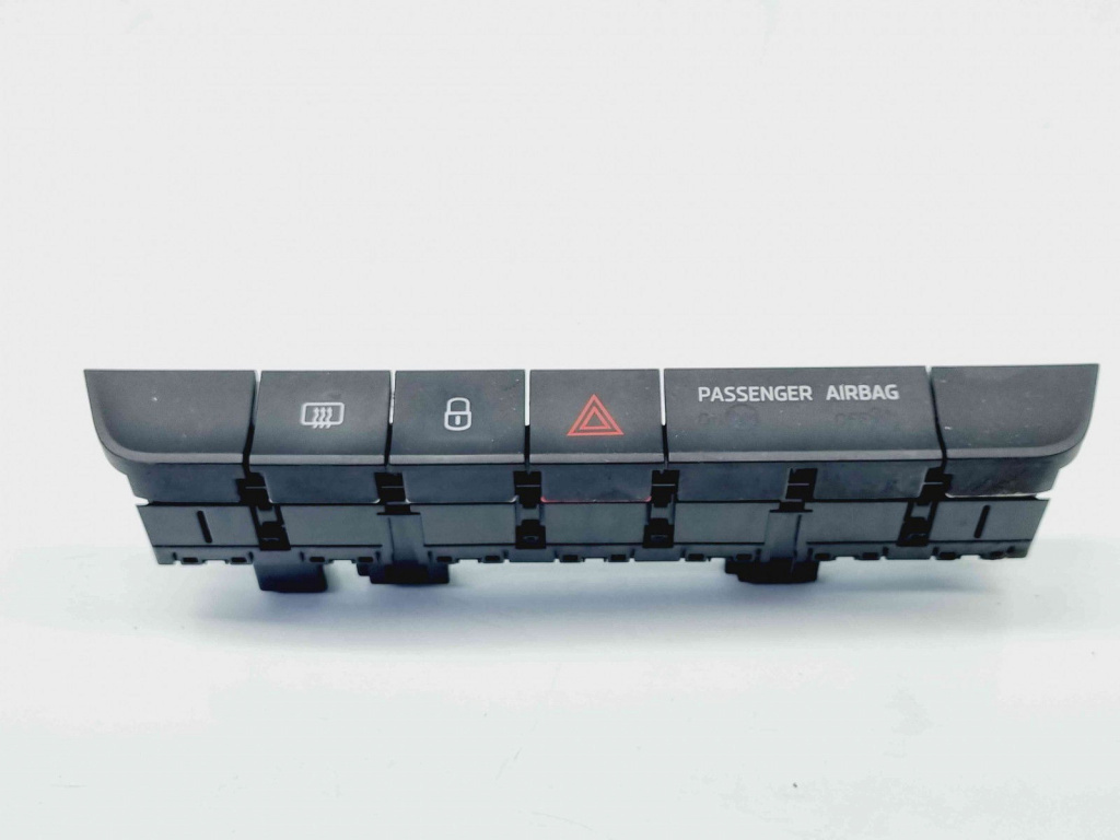 Butoane comenzi consola centrala Skoda Fabia 3 (NJ3) [Fabr 2014-2022] 6V0927132A