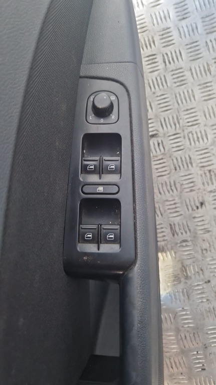 Butoane comenzi geamuri stanga fata Skoda Superb 2