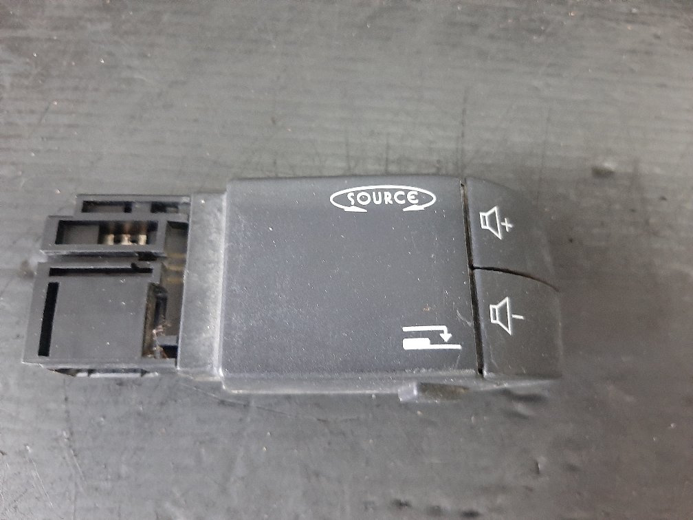 Butoane comenzi radio renault master 2 91166323 344732013aj
