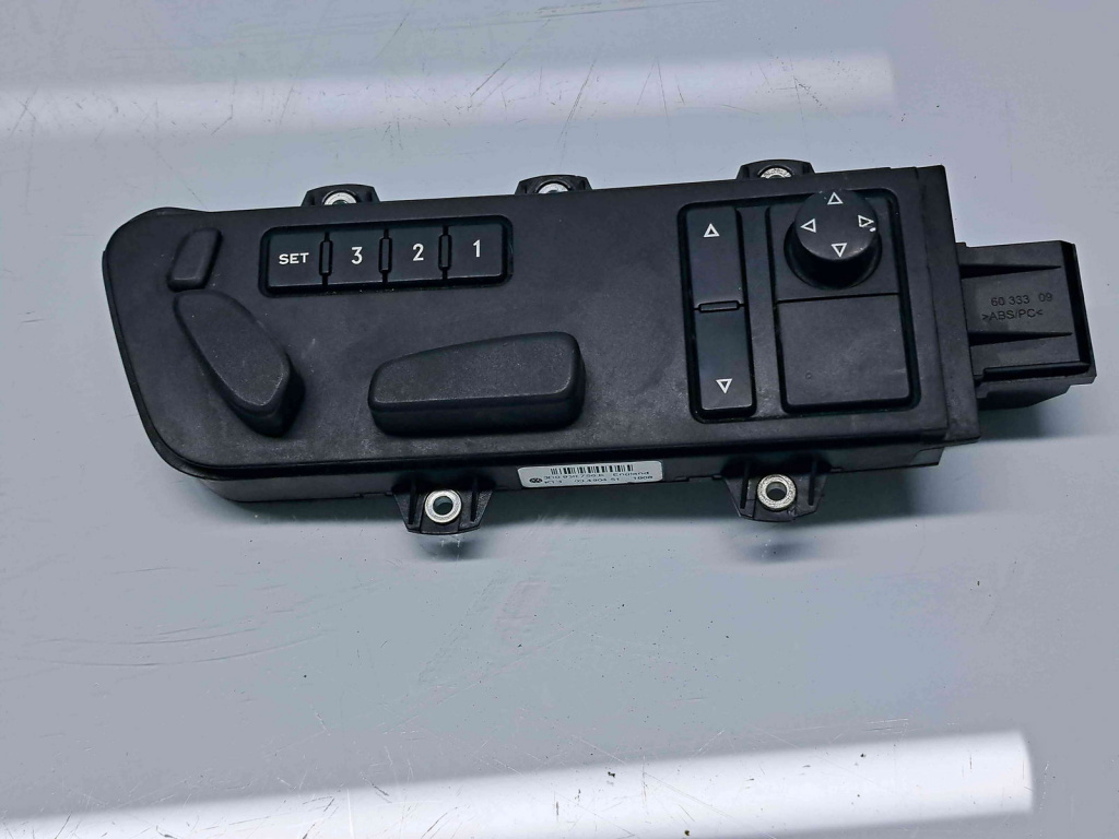 Butoane comenzi scaune Volkswagen Phaeton (3D) [Fabr 2002-2016] 3D0959766K