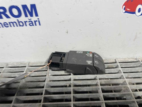 BUTOANE COMENZI VOLAN DACIA DUSTER - - (2010 2018)