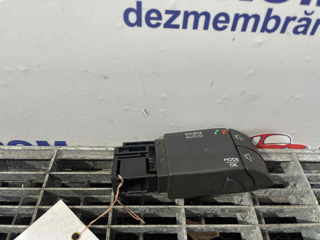 BUTOANE COMENZI VOLAN DACIA SANDERO SANDERO - - (2012 2019)