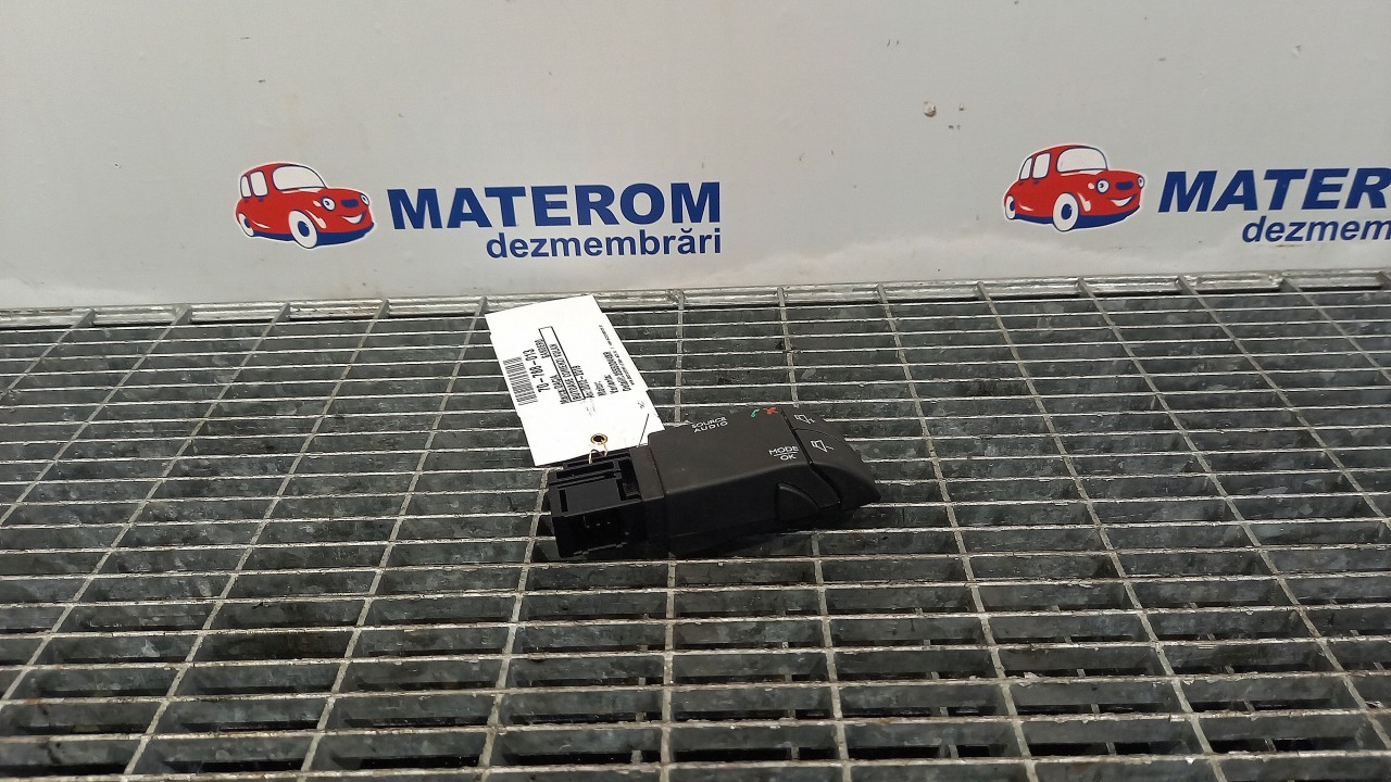 BUTOANE COMENZI VOLAN DACIA SANDERO SANDERO - - (2012 2019)
