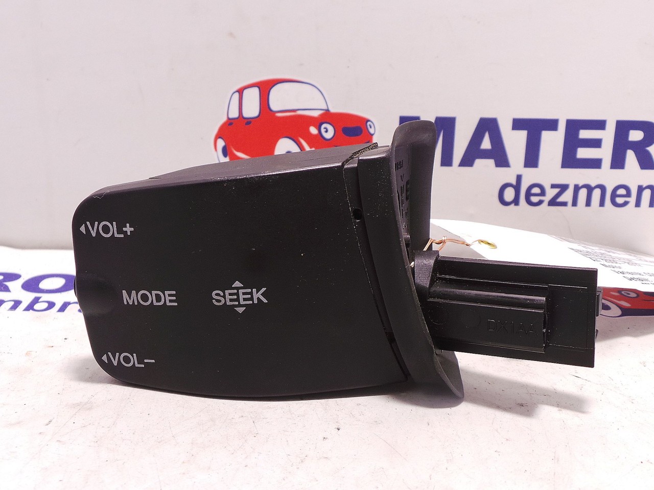 BUTOANE COMENZI VOLAN FORD FOCUS - - (2008 2010)