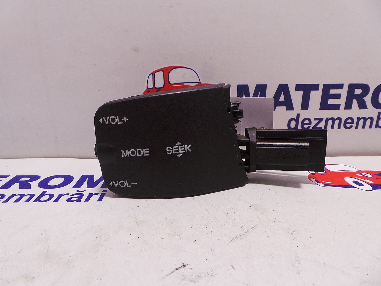BUTOANE COMENZI VOLAN FORD FOCUS FOCUS - - (2008 2010)