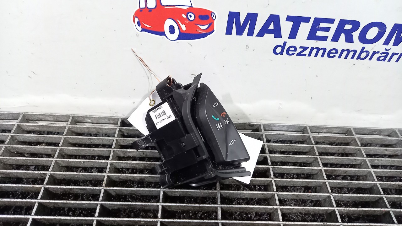 BUTOANE COMENZI VOLAN FORD FOCUS FOCUS - - (2011 2014)