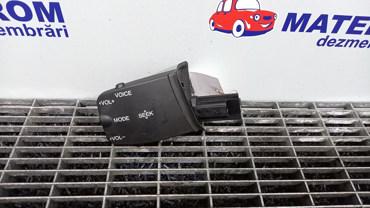 BUTOANE COMENZI VOLAN FORD KUGA - - (2008 2012)