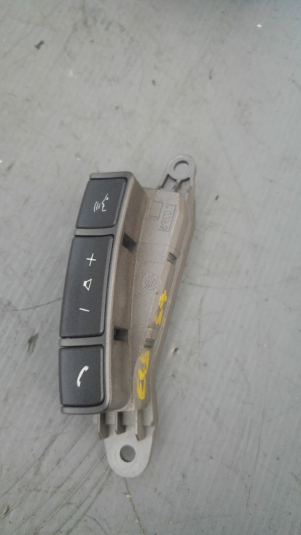 Butoane comenzi volan stanga bmw seria 7 e65 6911585