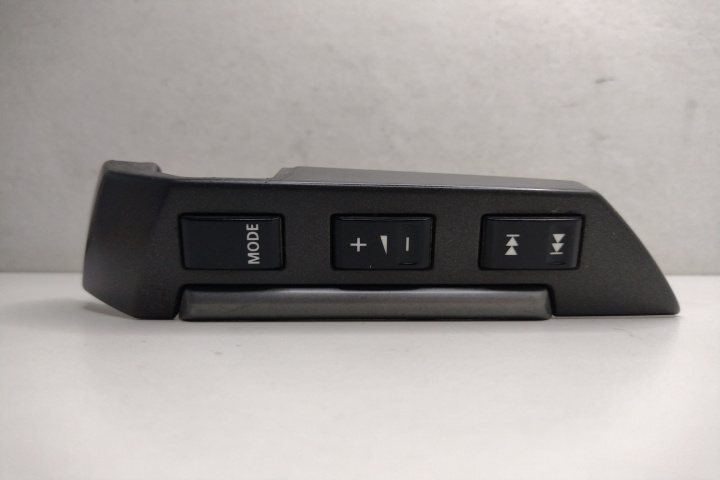 Butoane comenzi volan XPD500500WVH / 060113 Land Rover Range Rover 3 [facelift] [2005 - 2009]