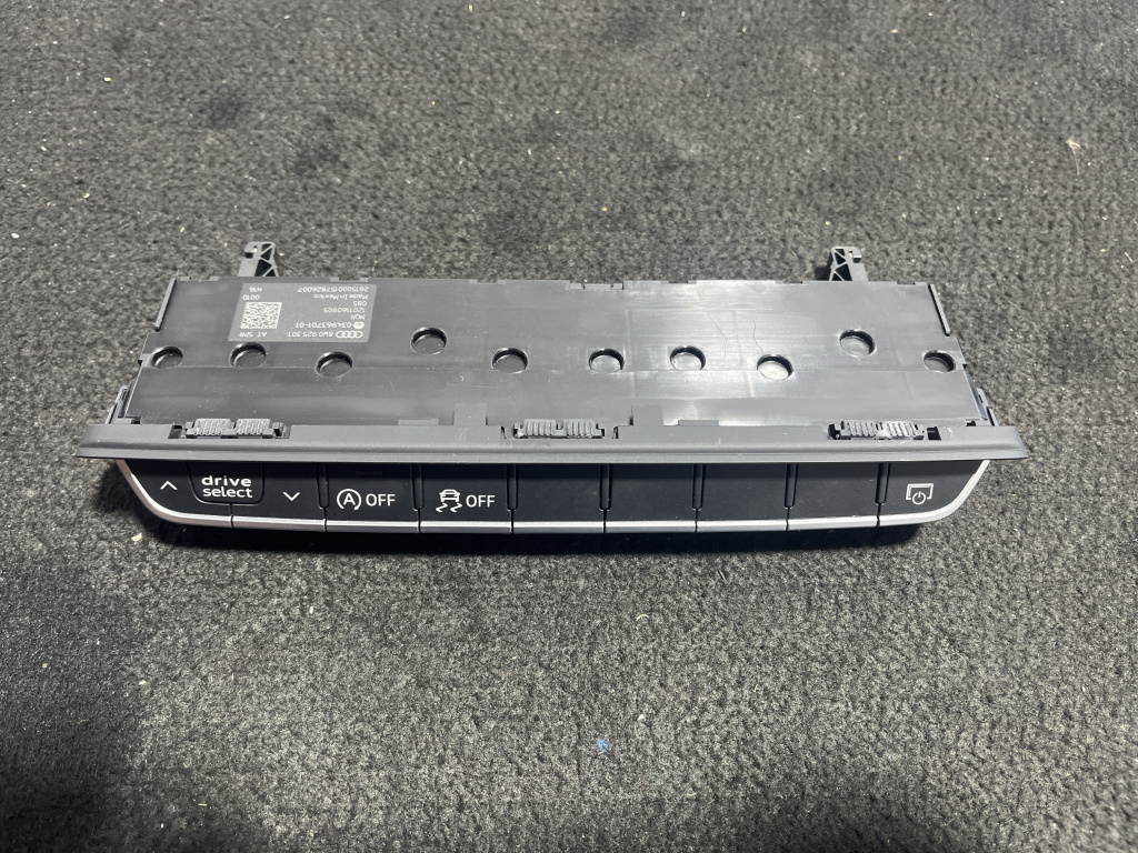 Butoane consola centrala drive select Audi A4 B9 sedan 2016 (8W0925301)