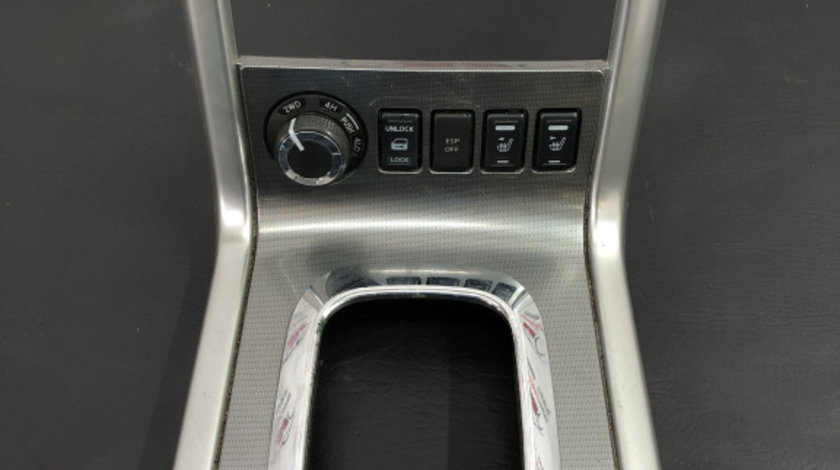 Butoane consola centrala Nissan Navara 2.5 Automat euro 5 sedan 2011 (cod intern: 225340)