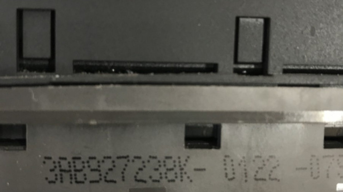 Butoane consola centrala Passat Variant B7 2.0TDI DSG sedan 2012 (3AB927238K)