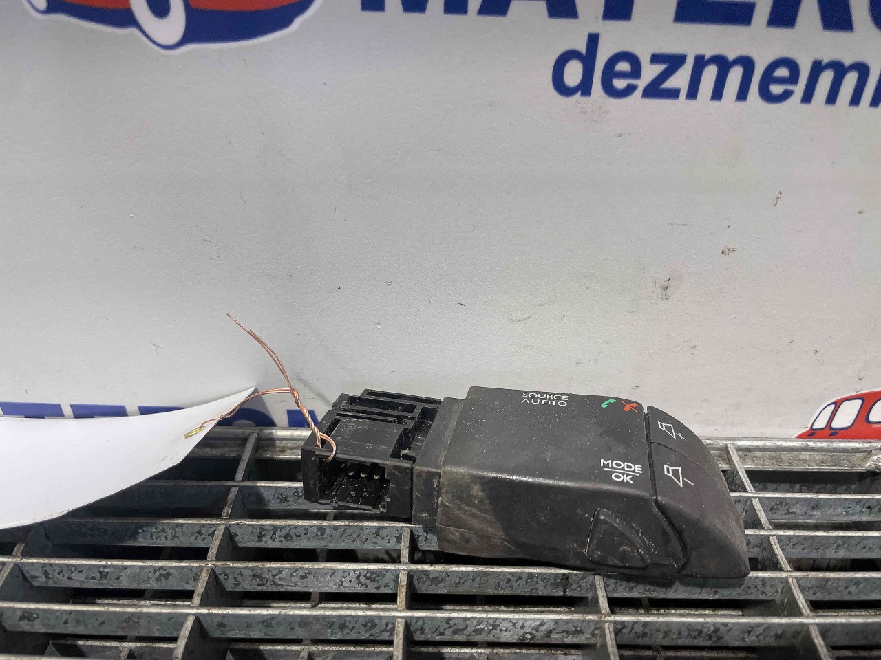 BUTOANE CONTROL RADIO DACIA DUSTER - - (2013 2017)