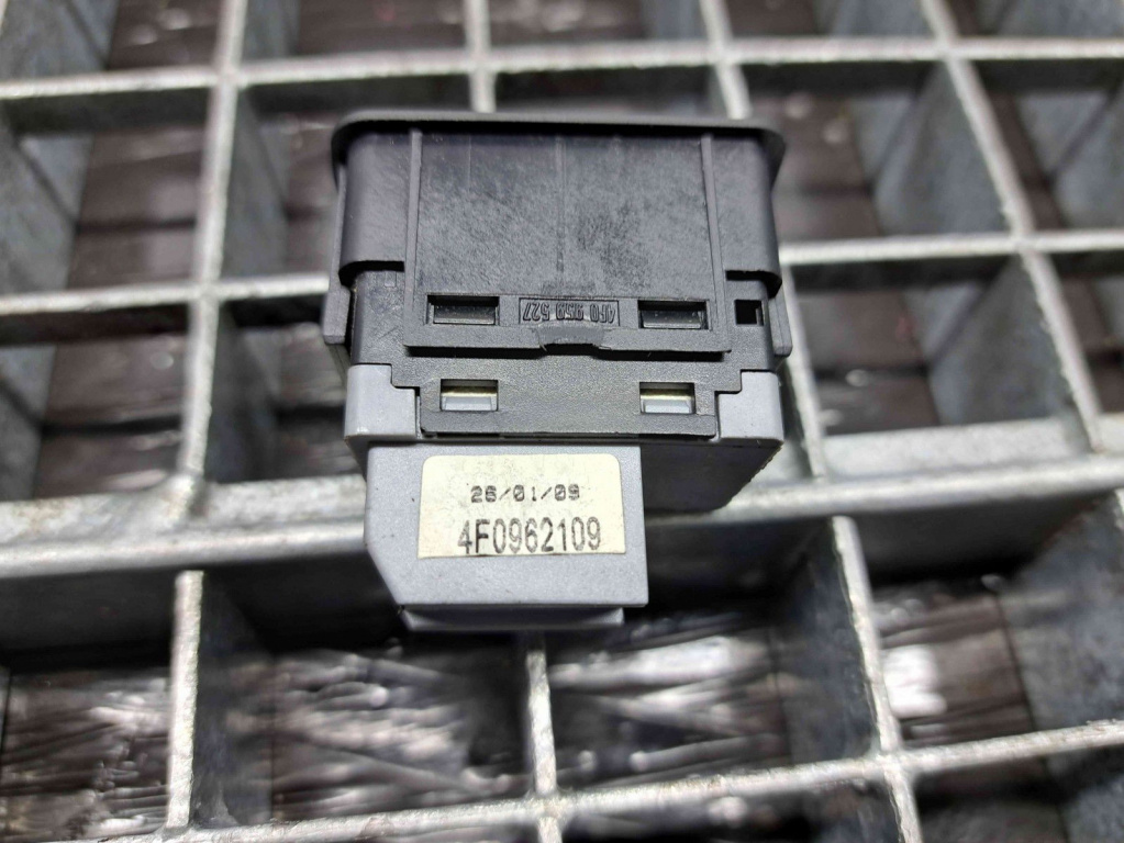 Butoane dezactivare alarma Audi A4 (8K5, B8) Avant [Fabr 2008-2015] 4F0962109