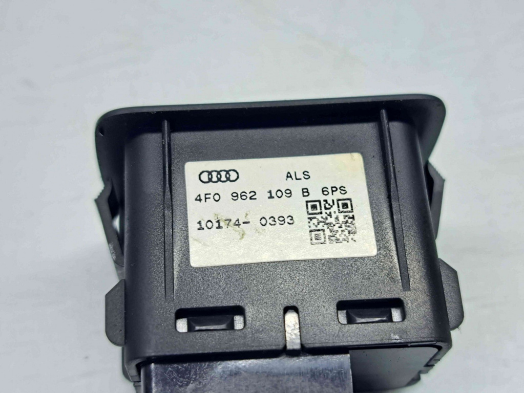 Butoane dezactivare alarma Audi Q5 (8RB) [Fabr 2008-2016] 4F0862109B