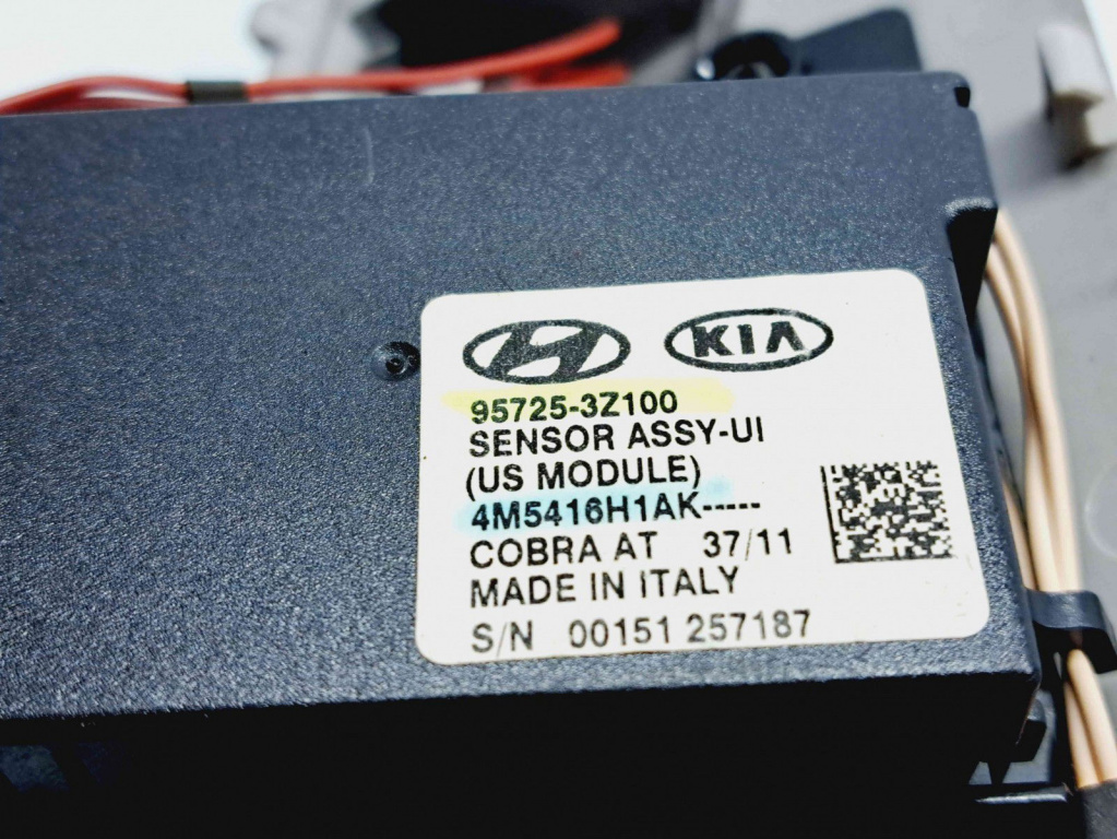 Butoane dezactivare alarma Hyundai i40 [Fabr 2012-2019] 95725-3Z100