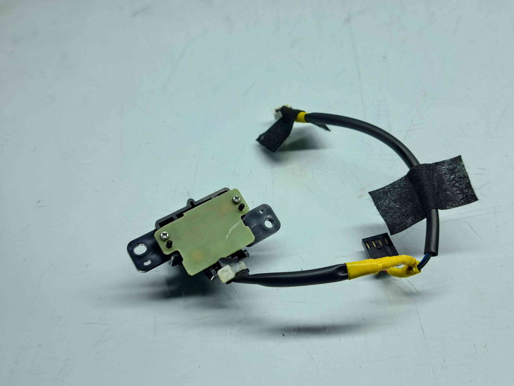 Butoane dezactivare alarma Toyota Rav 4 III (ACA3, ACE, ALA3, GSA3, ZSA3) [Fabr 2005-2013] OEM