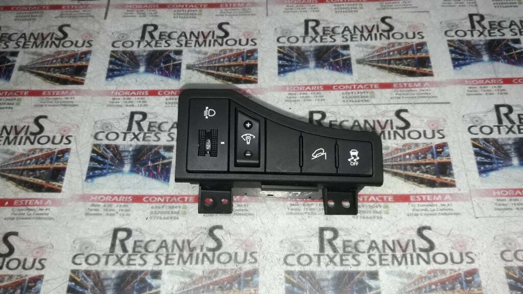 Butoane ESP KIA SPORTAGE 93700-3U120WK / 93700 3U120WK / 937003U120WK93700-3U120WK / 93700 3U120WK / 937003U120WK