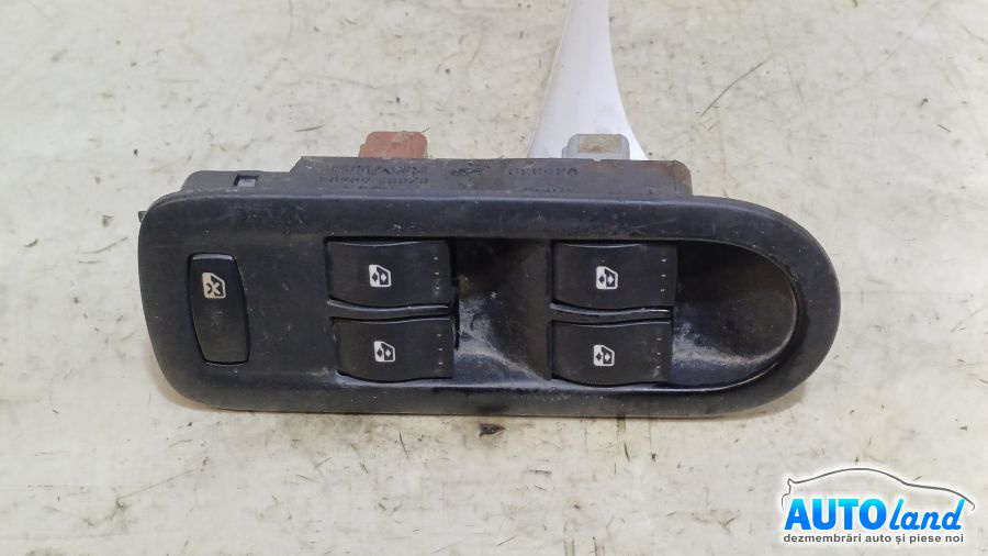 Butoane Geam 8200160603 4 Geamuri Electrice Renault SCENIC II JM0/1 2003
