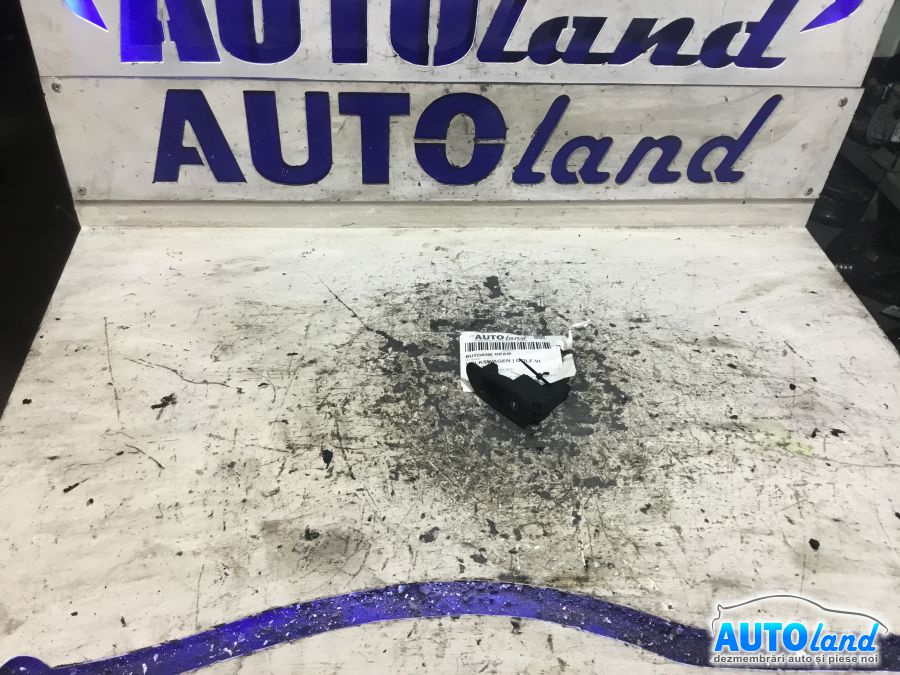 Butoane Geam Dreapta Spate Volkswagen GOLF VI 2008