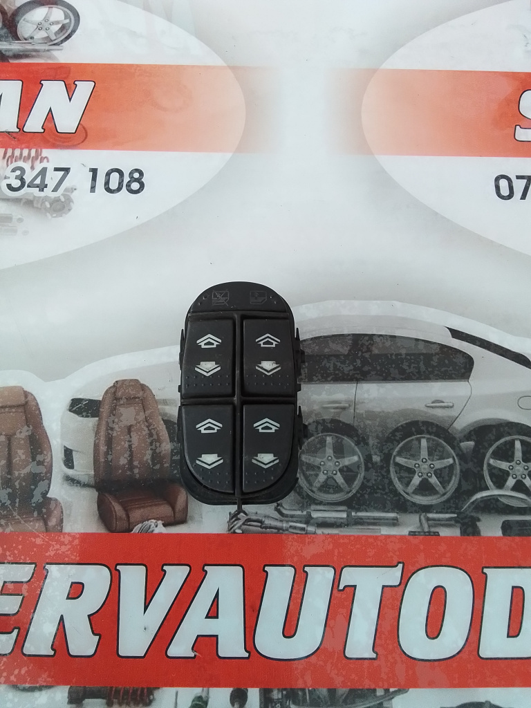 Butoane geam Ford Focus (1998-2004) [DAW, DBW] 1.8 Motorina 2003, 98AB14A132DE