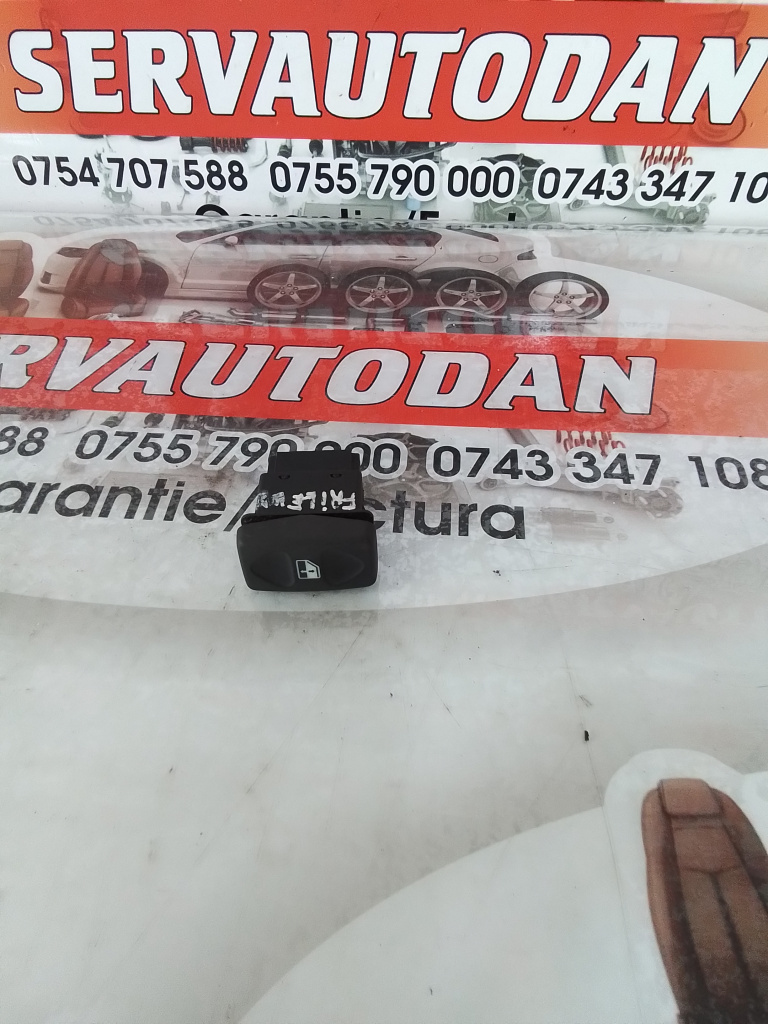 Butoane geam Land Rover Freelander 2 (2006->) 2.0 Motorina 2006, 03035112 / 03035102