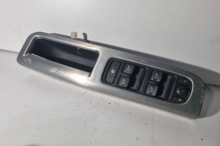 Butoane geam sofer 30710787 Volvo V50 [2003 - 2011] wagon 2.0 D MT (136 hp)