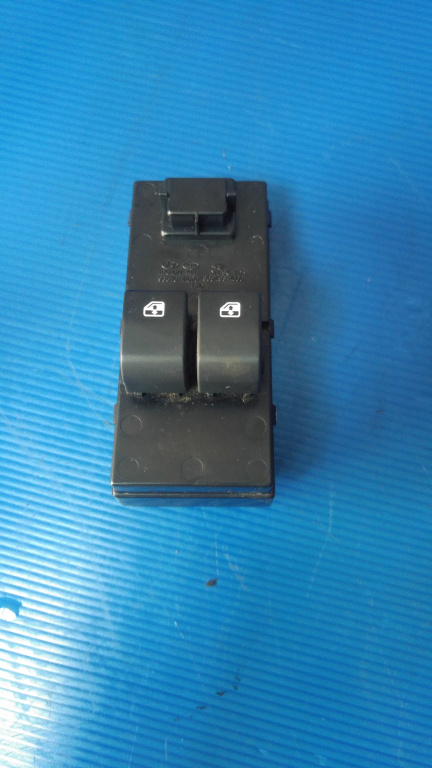 Butoane geam stanga fata kai ceed 93570-1h020