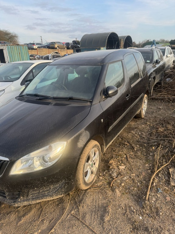 Butoane geam usa stanga fata Skoda Rooms