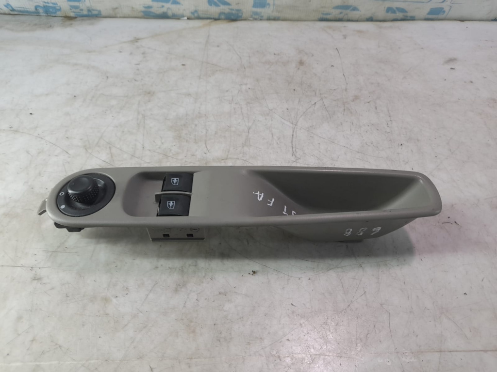 Butoane geamuri 254118044r Renault Zoe [2012 - 2020] 5AQ601