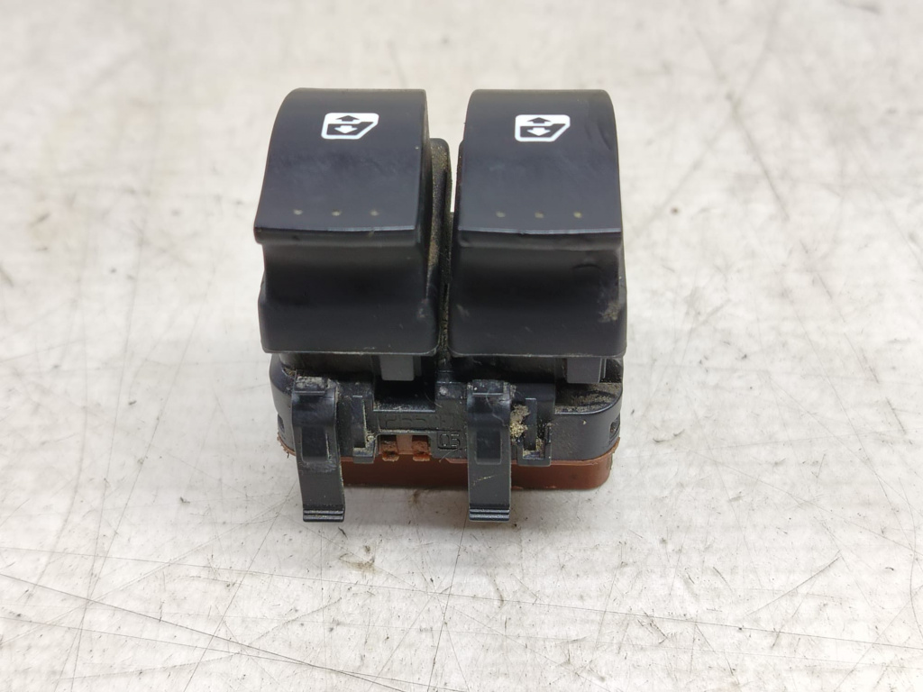 Butoane geamuri 315040a Renault Megane 2 [2002 - 2006] 1.9 dci F9Q800