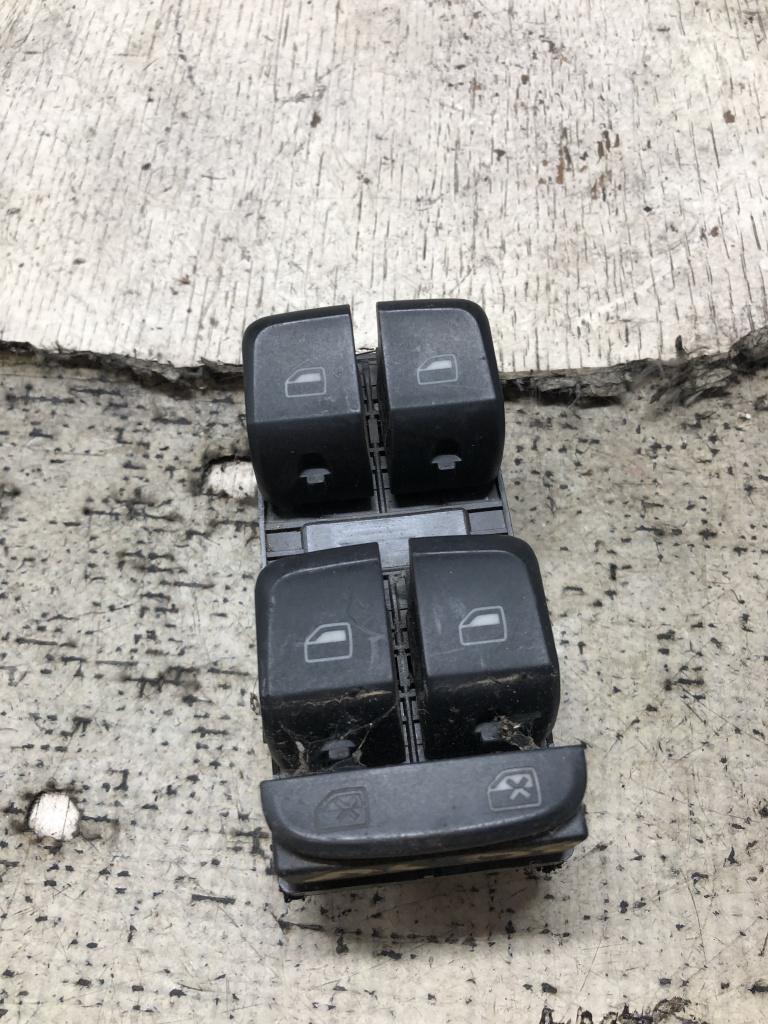 Butoane geamuri electrice Audi A4 B8 2010