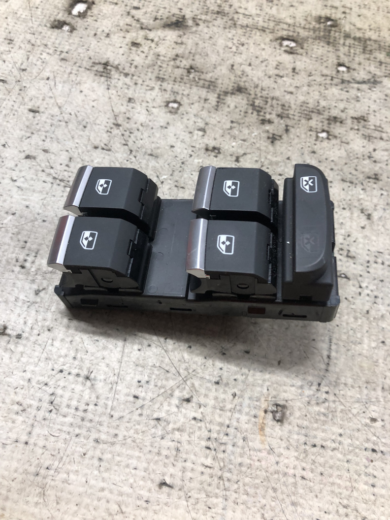 Butoane geamuri electrice Audi A4 B9 Break - Motorina 2023, 8W0959851E