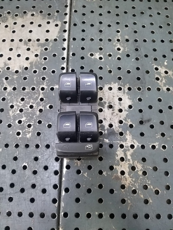 Butoane geamuri electrice dreapta fata audi a4 b8 8k 8k0959851d
