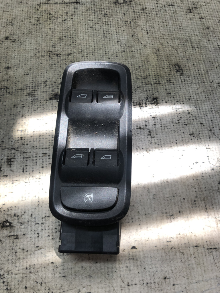 Butoane geamuri electrice Ford Ecosport 2015, CN1514A132EC