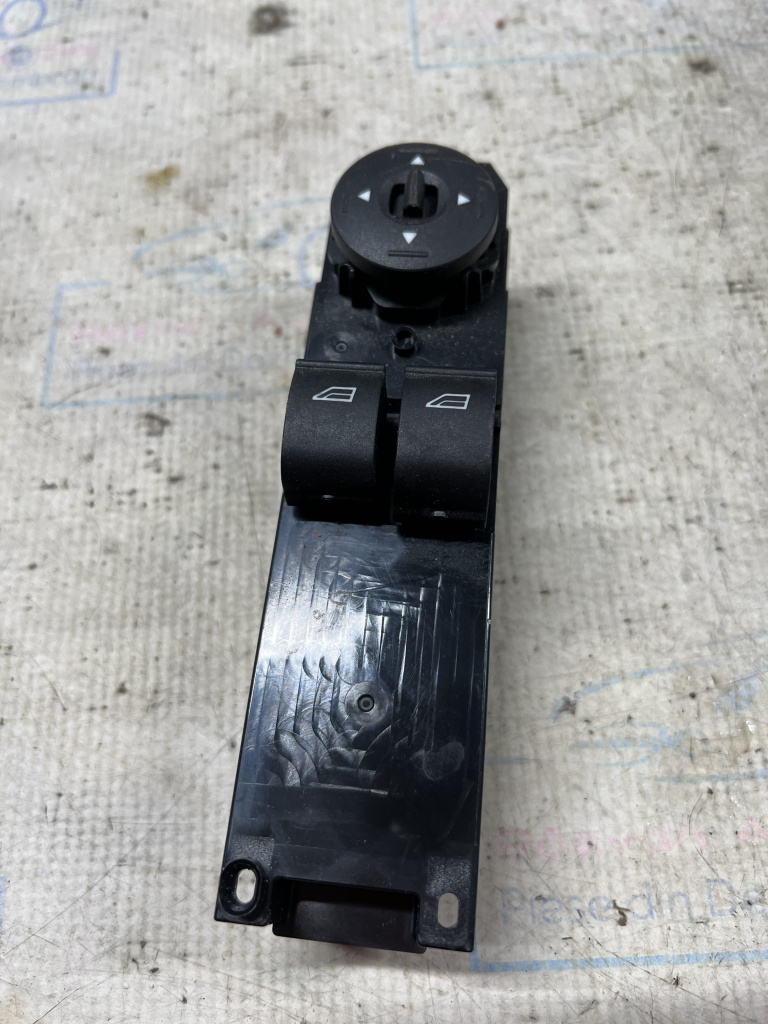 Butoane geamuri electrice Ford Focus 3 Break 2015, DT1T14A132GA